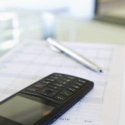 Uso do celular pode trazer prejuízos à saúde