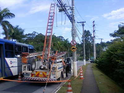 Procon de SP vai multar Eletropaulo por falhas no serviço após temporal