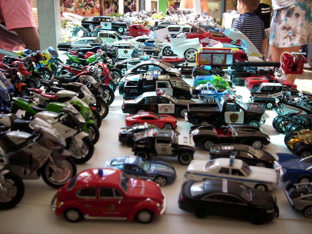 Atrium Shopping promove 9º Encontro de Colecionadores de Miniaturas de Carros