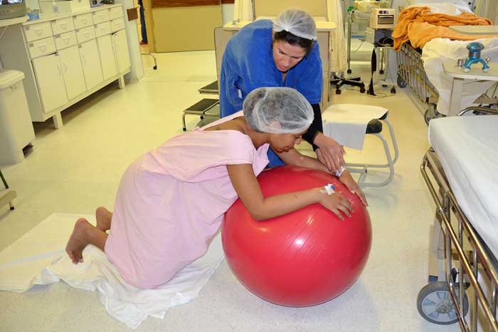 Hospital Universitário tem assistência humanizada ao parto normal