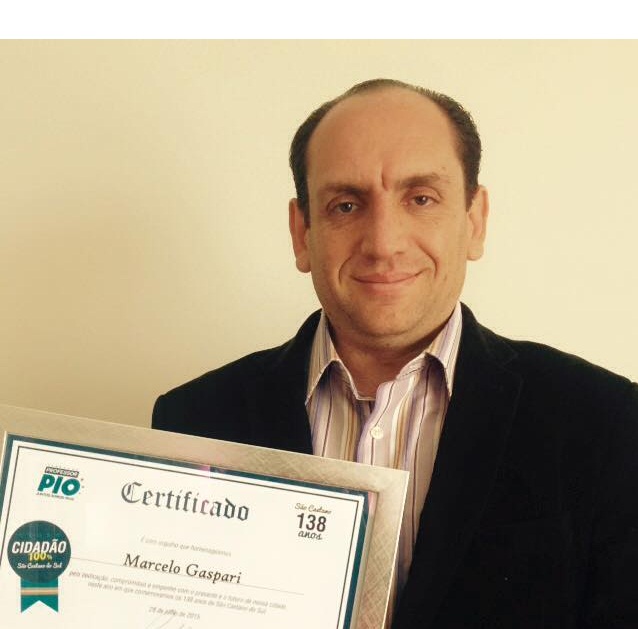 Marcelo Gaspari da Rede de Gestores de RH recebe homenagem em SCSul