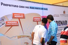 Prefeito apresenta projeto de canalização de córregos aos moradores da Região do Demarchi