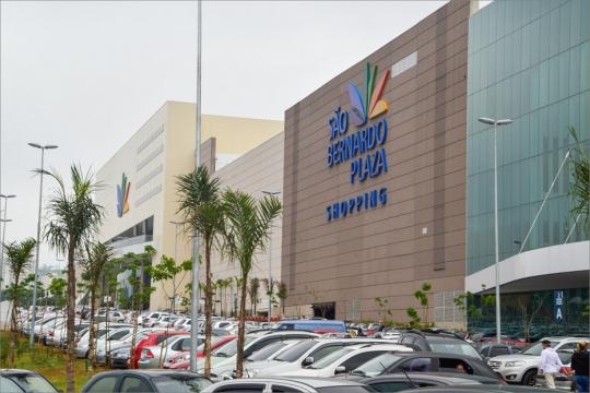 SÃO BERNARDO PLAZA DIVULGA VAGAS DE EMPREGO PARA O FIM DE ANO