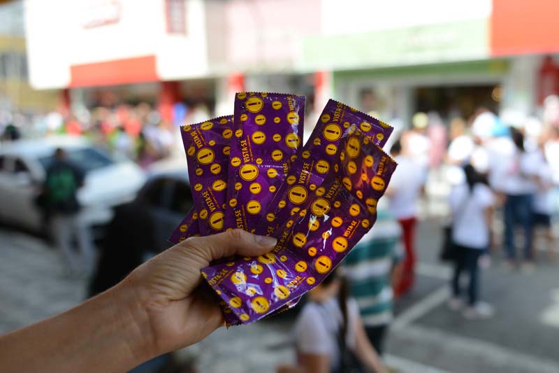 São Bernardo vai distribuir preservativos durante o desfile das escolas