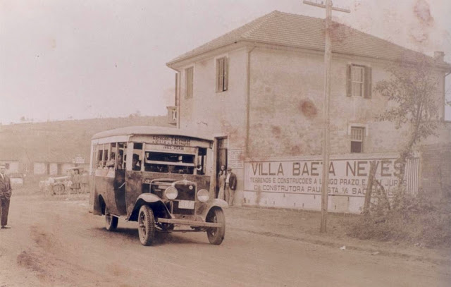 As primeiras casas do Bairro Baeta Neves eram madeira de container que embalava automóveis