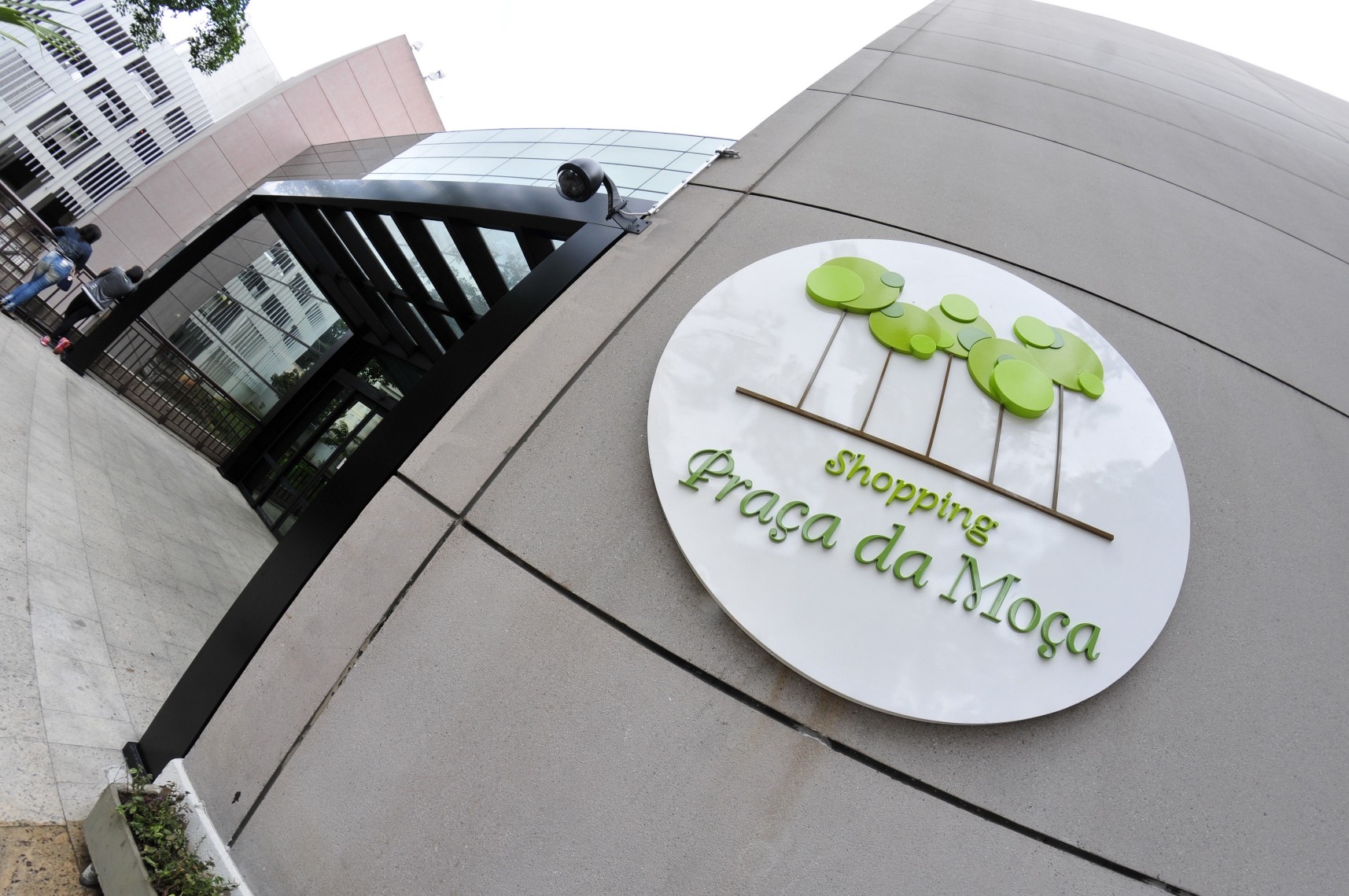 Shopping Praça da Moça realiza Feira de Adoção Animal