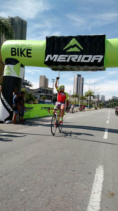 Ciclismo de São Bernardo vence prova de resistência em liga do Interior