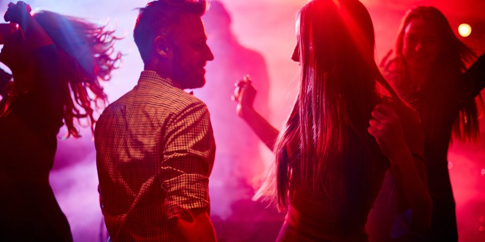 Devo dar presente de Dia dos Namorados para ficante?