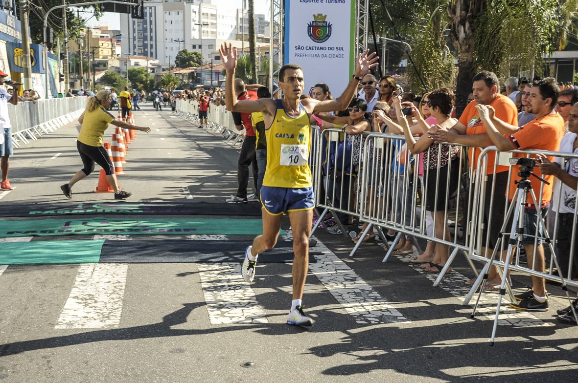 Debutante, Marilson vence e título da Prova de Reis fica em São Caetano