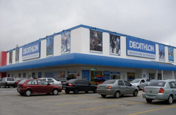 Vagas de emprego são anunciadas na Decathlon