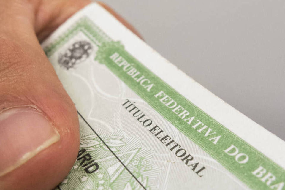 Quem não fizer biometria no TSE vai pagar multa e perder o CPF?