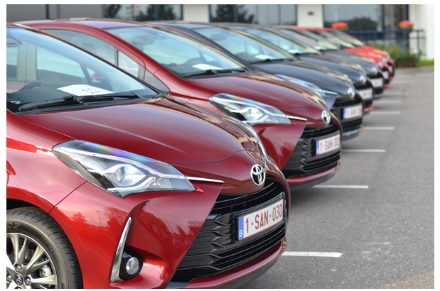 Carros usados japoneses servem para iniciar operação da Uber na África