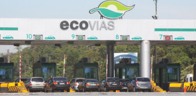 Mais de 1 milhão de veículos devem descer ao litoral paulista entre Natal e Ano Novo