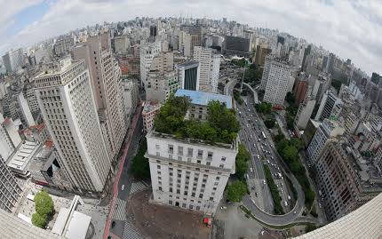 Evento da Prefeitura de São Paulo oferecerá 1.900 vagas de emprego; salários chegam a R$ 7.874