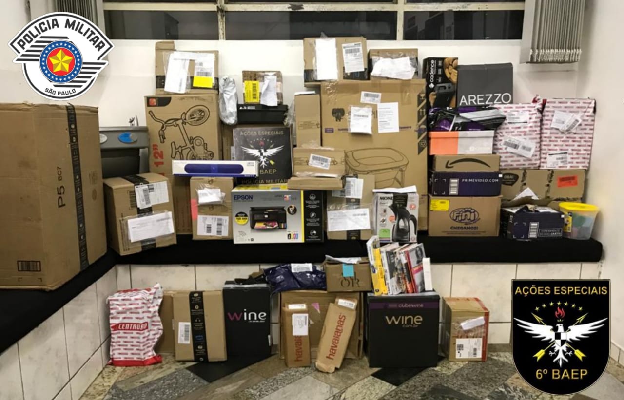 6° BAEP PRENDE 4 CRIMINOSOS POR ROUBO E ASSOCIAÇÃO CRIMINOSA