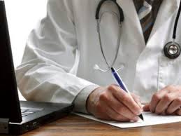 Prefeito recebe 15 profissionais do programa Mais Médicos que chegam à cidade