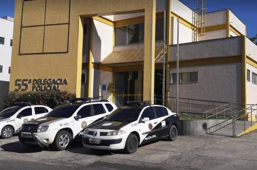 Policia do rio prende pai que obrigava adolescente comer fezes e beber urina