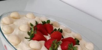 Torta na travessa de Ninho com morango 🍓