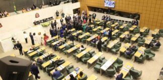 Deputados estaduais da região tomam posse na Assembleia Legislativa Fonte :Foto CELSO LUIZ/DGABC)