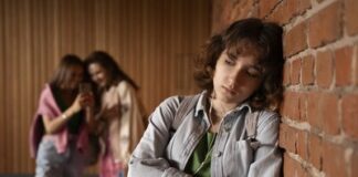 Falta de informação dificulta a luta contra o bullying no ABC Dois alunos sofrem bullying por dia na rede municipal do ABC. Foto: Freepik RENAN ALEXANDRINI