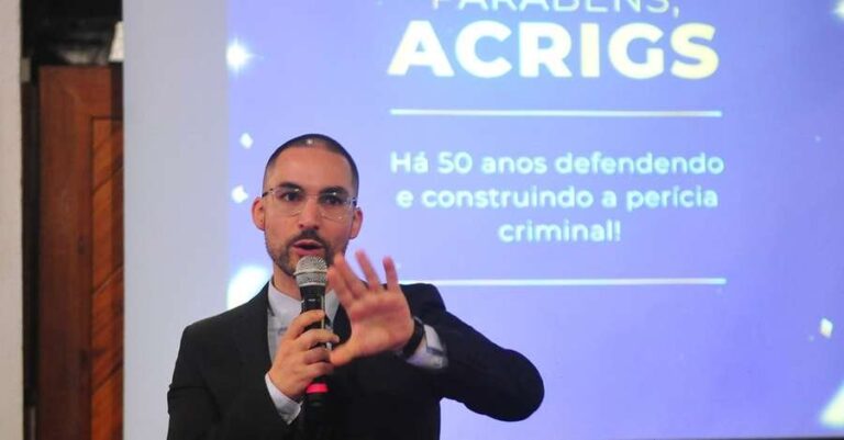 Associao de Peritos Criminais comemora 50 anos de avanos e reivindica valorizao associao-de-peritos-criminais-comemora-50-anos-de-avanos-e-reivindica-valorizao
