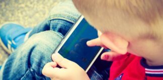 Influência das redes sociais pode afetar o crescimento infanto juvenil