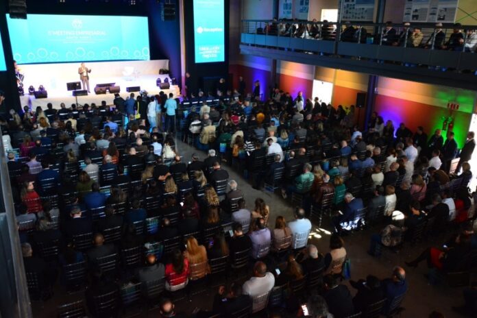 5f9ad7adaf00b76e04e2c2548c484ed1