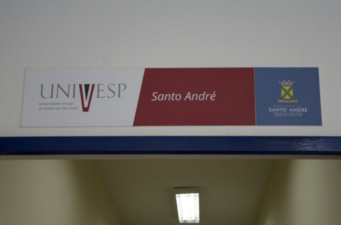 5da1e81382de03f2d67948f0772560a5