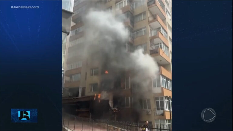 Incndio mata ao menos 29 pessoas em boate em Istambul, na Turquia incndio-mata-ao-menos-29-pessoas-em-boate-em-istambul,-na-turquia