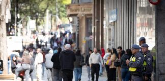 Governo de SP autoriza contratação de PMs da reserva para cargos administrativos