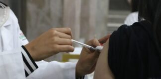 Febre amarela: Governo de SP reforça vacinação e alerta para cuidados em áreas de mata