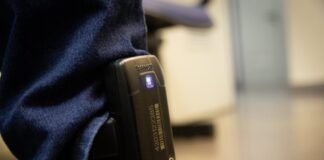 Entenda como a polícia monitora tornozelados por violência contra a mulher em SP