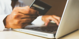 Consumo da alta renda e compras digitais elevam gastos com cartões