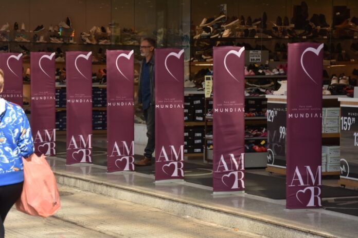 d3413cb332f29076a7da34655388a860