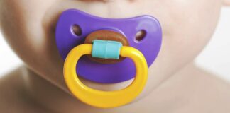 Chupeta na infância: dicas de até quando usar e como evitar danos à saúde bucal