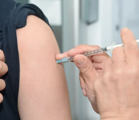 Sarampo volta a preocupar e Governo de SP reforça importância da imunização