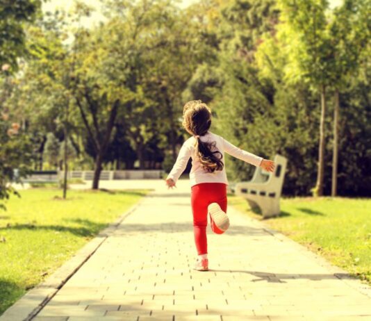 Férias com saúde: veja cuidados para evitar doenças em crianças